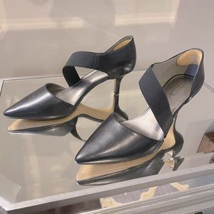 Black mini heel pumps Kate and Mel Shoes